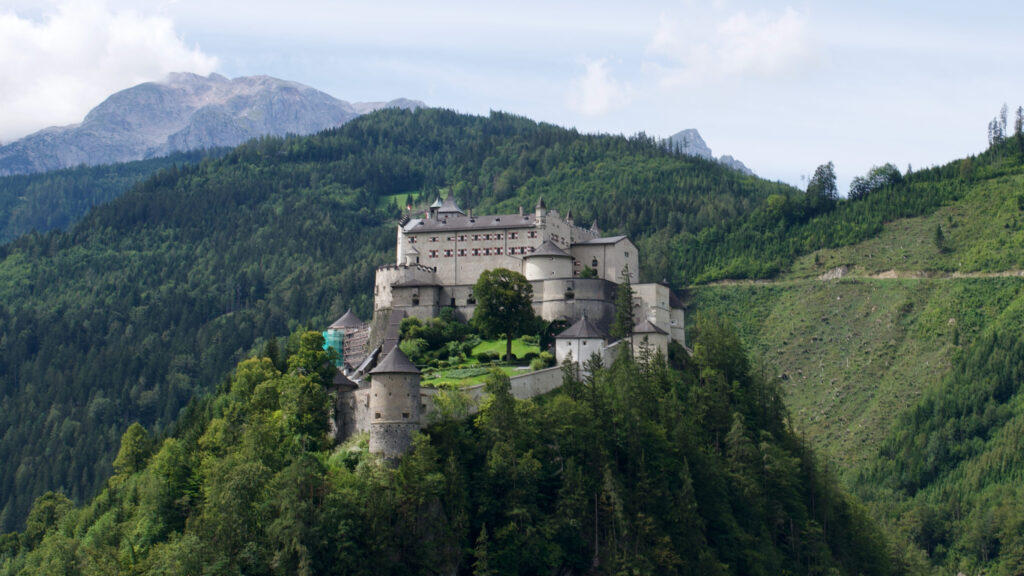 Erlebnisburg Hohenwerfen: Mächtige Mittelalterfestung im Salzburger Land