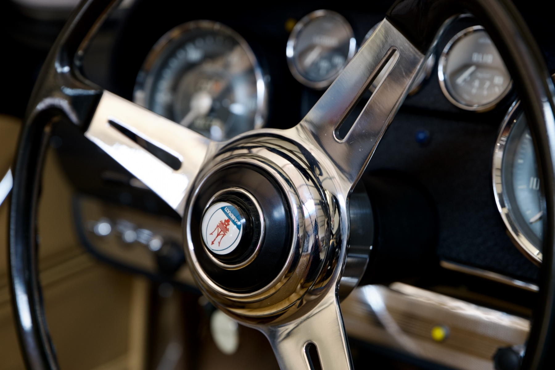 Oldtimer-Fotoshooting Maserati 3500 GT Spider Vignale