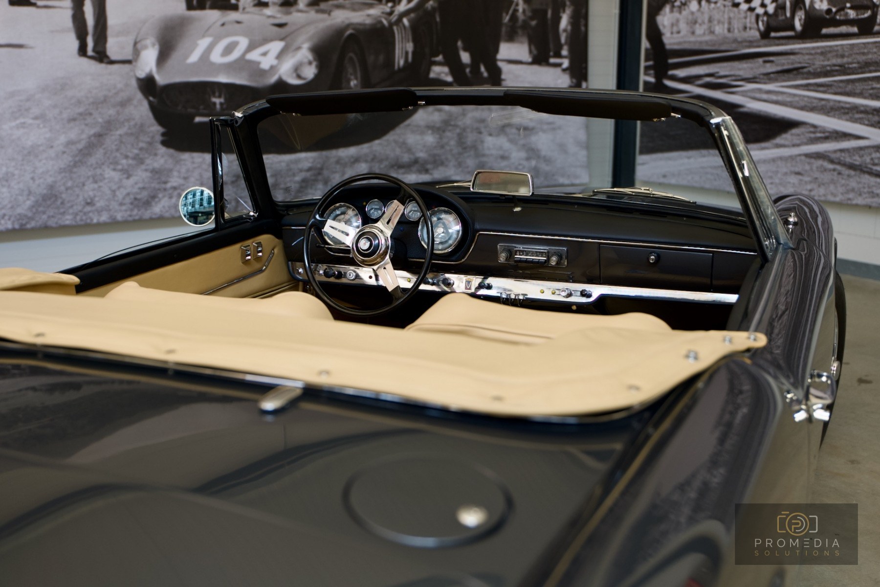 Maserati 3500 GT Spider Vignale 01